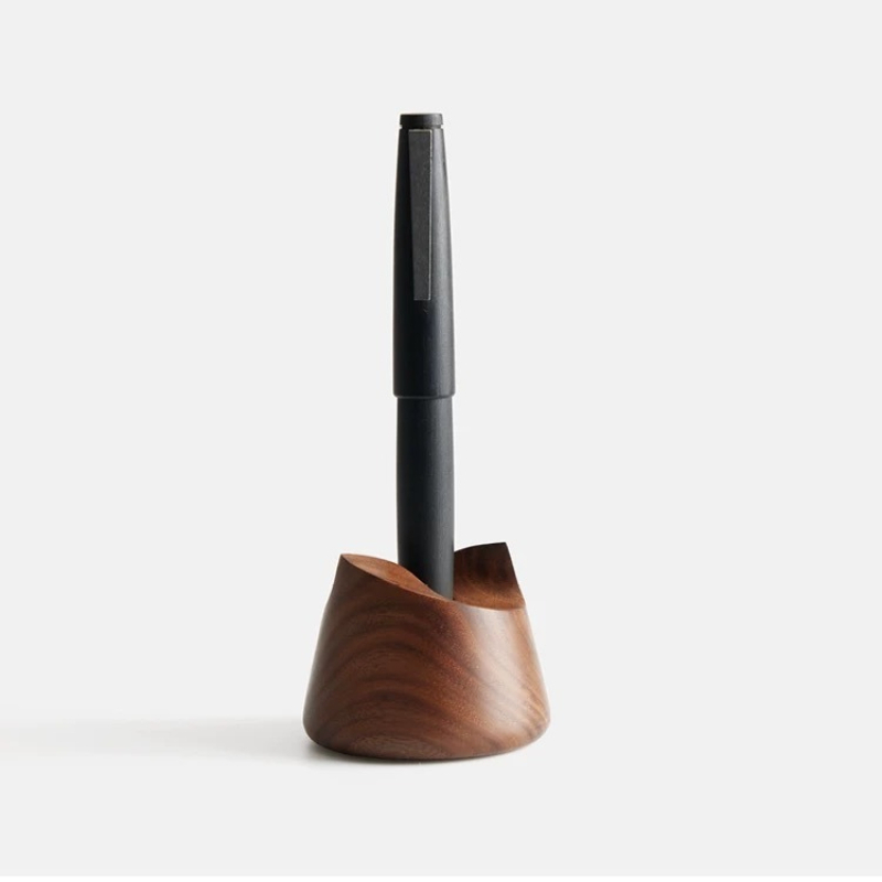 Wooden Fountain Pen Desk Stand Holder - ウォールナット材万年筆ホルダースタンド、ディップペン置き台、デスクオーガナイザー、デスクアクセサリー、学校事務用品、文房具