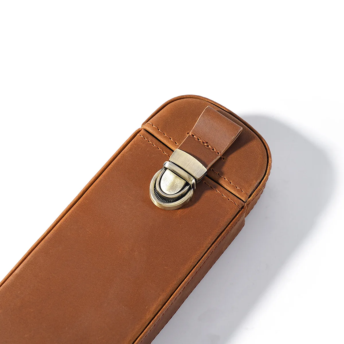 手作りの革製万年筆ケース。3つのペンを収納できる仕切りと、取 - Leather Fountain Pen Case 3 Slots Pouch のレビューと価格