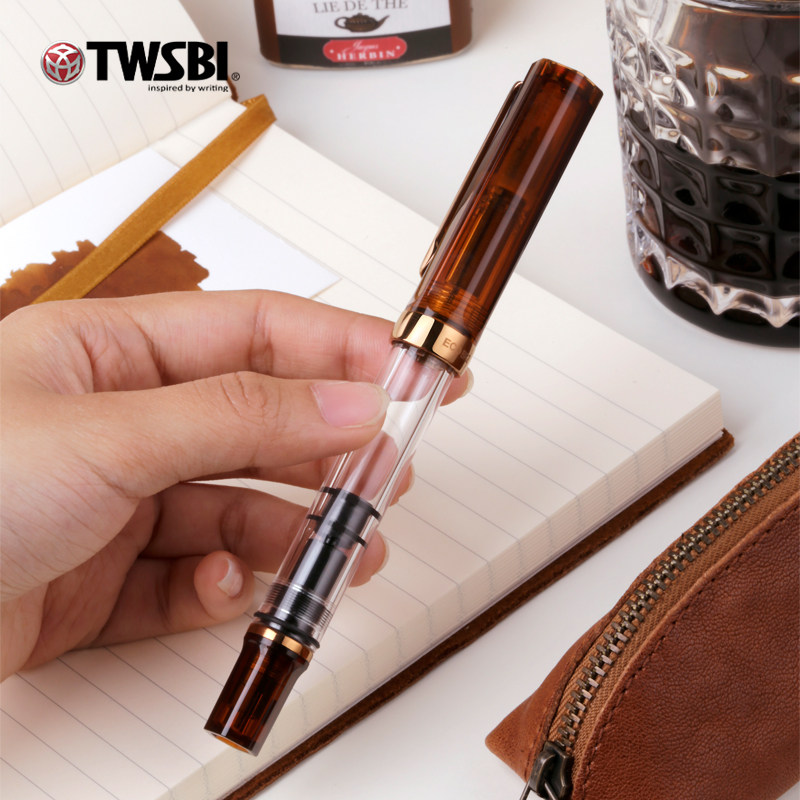 TWSBI ECO コーヒーブラウン万年筆ピストンフィラー透 - Fountain Pen Piston Filler Large Ink のレビューと価格