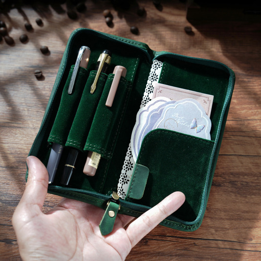 クレイジーホース本革ペンケース 3スロット 万年筆ホルダー  - Leather Fountain Pen Case 3 Slots Pouch のレビューと価格